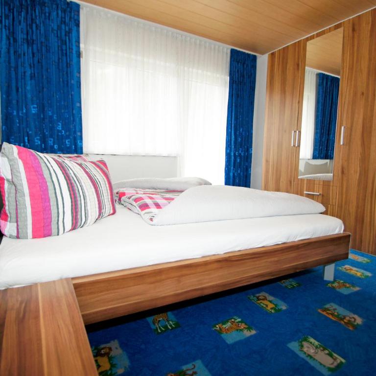 Ferienhaus Fleisch - Apartment mit 7 Schlafzimmern und Terrasse - 12