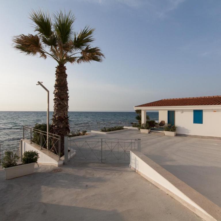 Marina Beach Resort by Le Dhome Sicily - Villa Fronte Spiaggia - 13