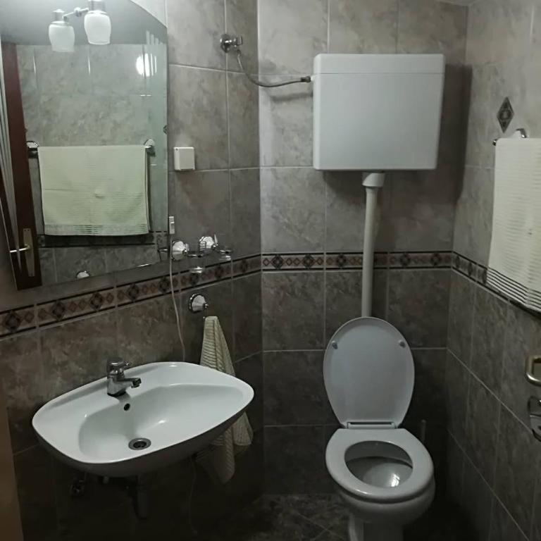 Apartmani Stefanovic - Apartment with Balcony - 21