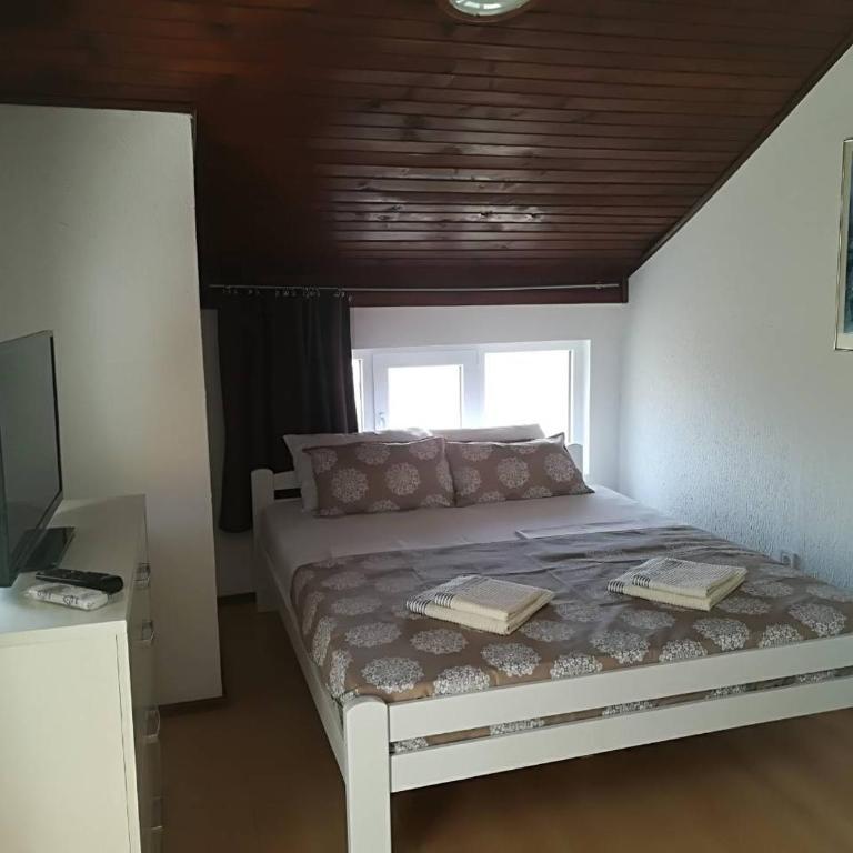 Apartmani Stefanovic - Apartment with Balcony - 20