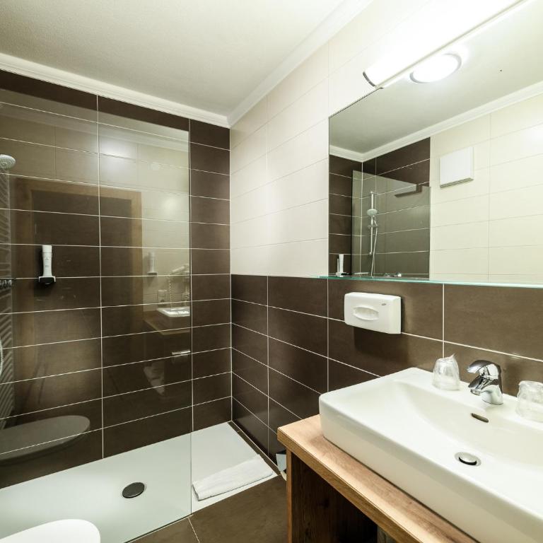 Hotel Victoria - Apartment mit 1 Schlafzimmer - 2