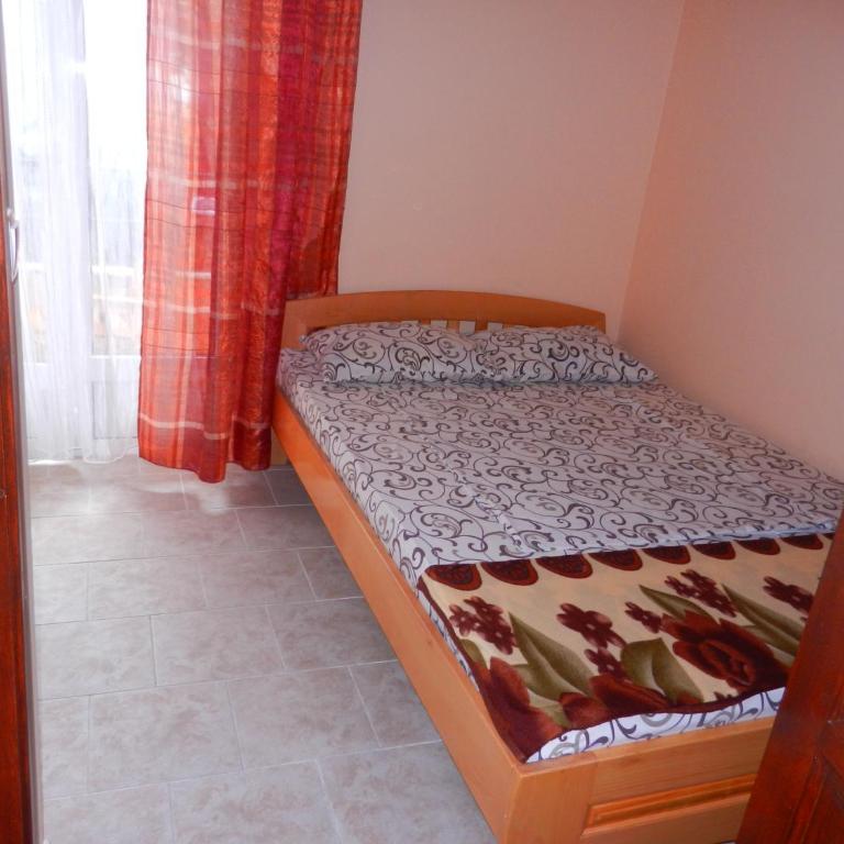 Guest house Villa Leonardo - Triple Room with Balcony - 4