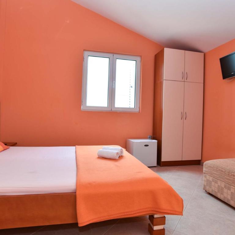 Vila Hortenzija - Apartment with Sea View - 11