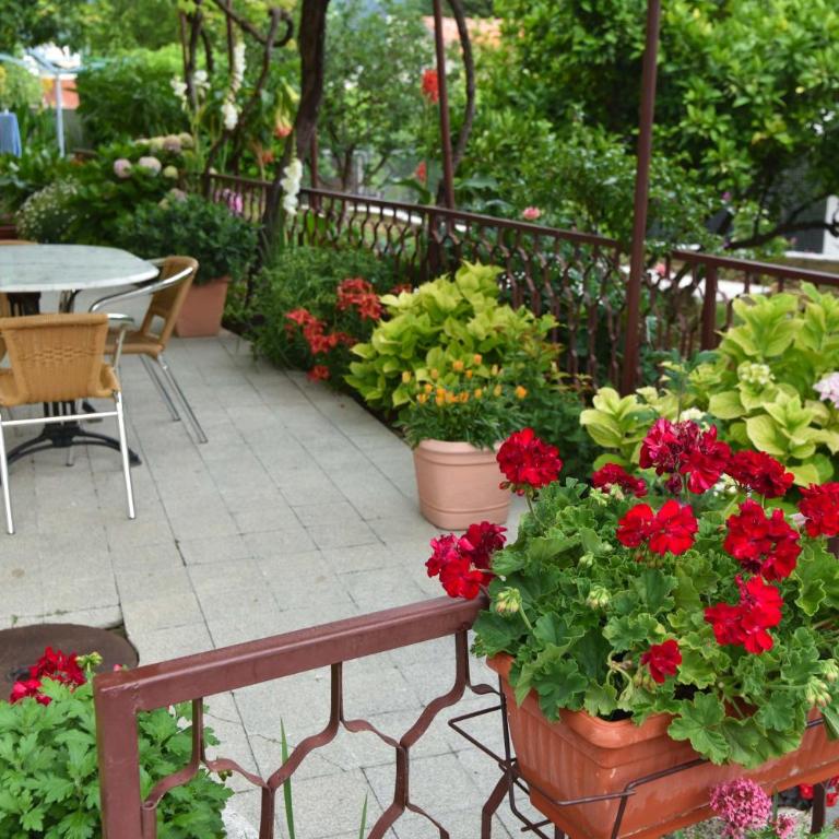 Vila Hortenzija - Apartment with Sea View - 17