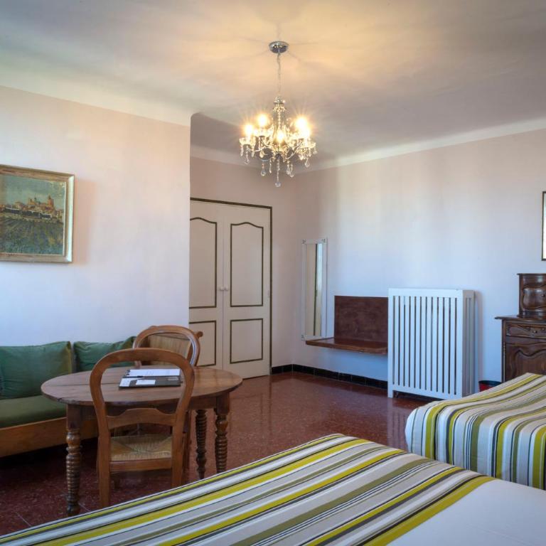 Hotel Du Forum - Chambre Quadruple - 5