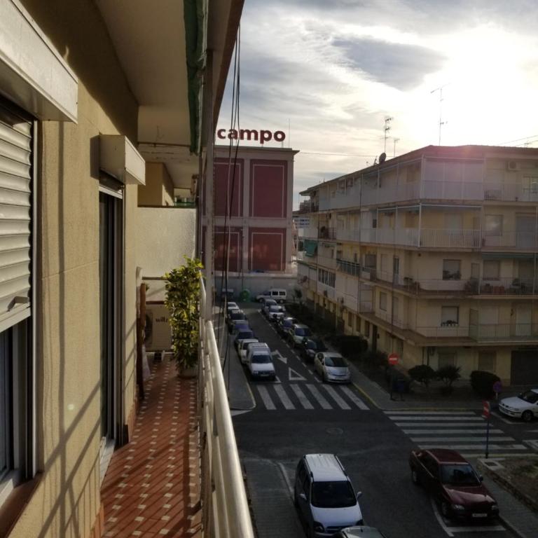 Calle de Dona Dolsa n6, 2Dcha - Apartment - 5