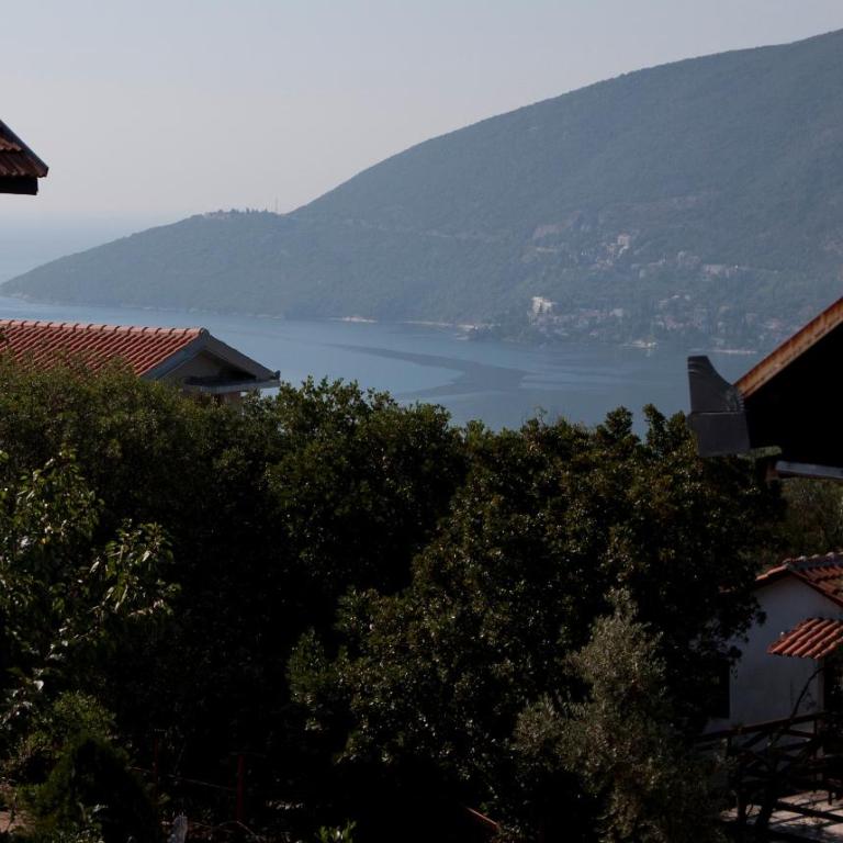 House by the Sea - Kuća sa 2 Spavaće Sobe - 3
