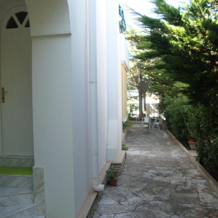 B&B Il Villino Torre Dell'Orso - Camera Matrimoniale con Balcone - 25