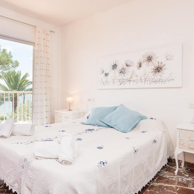 Bell-Punt - Four-Bedroom Villa - 20