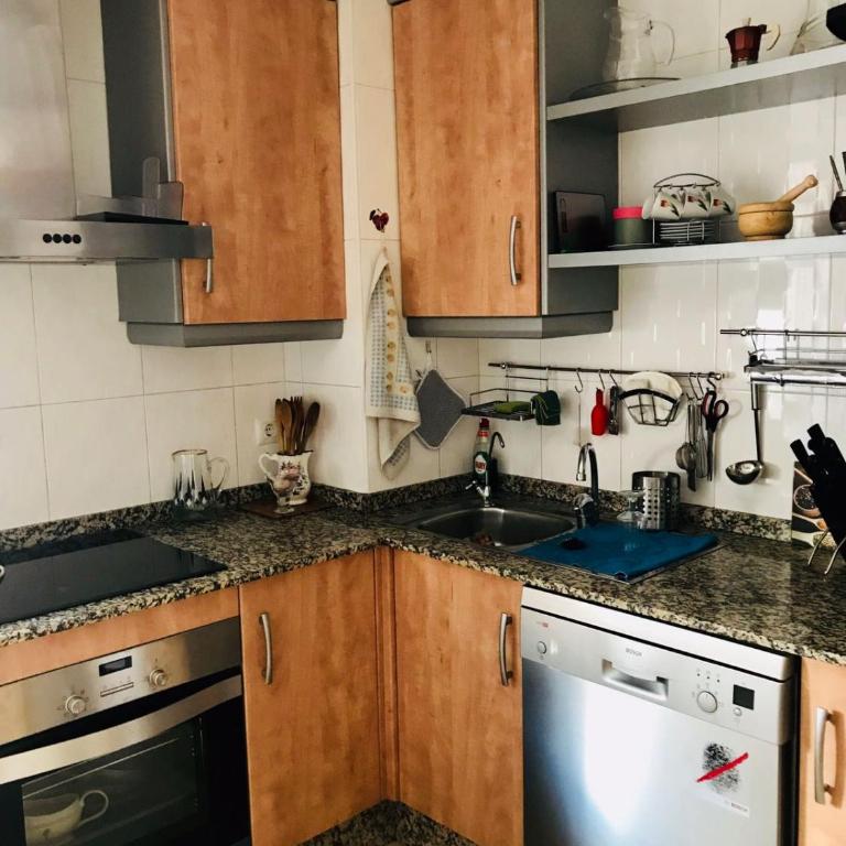 Habitaciones privadas Alicante centro - Double Room with Shared Bathroom - 14