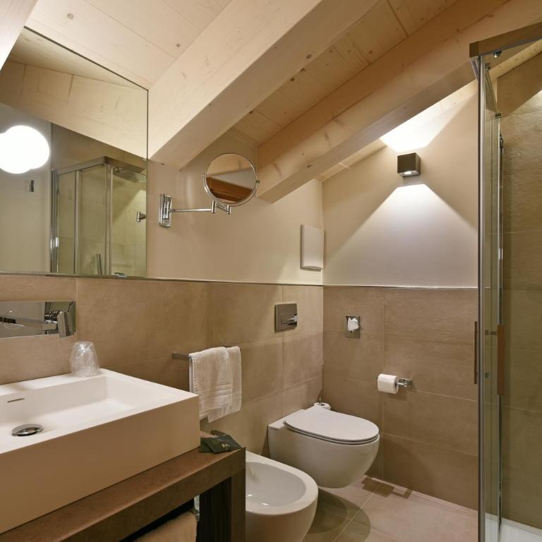 Dolomeet Boutique Hotel - Superior Double or Twin Room - 5
