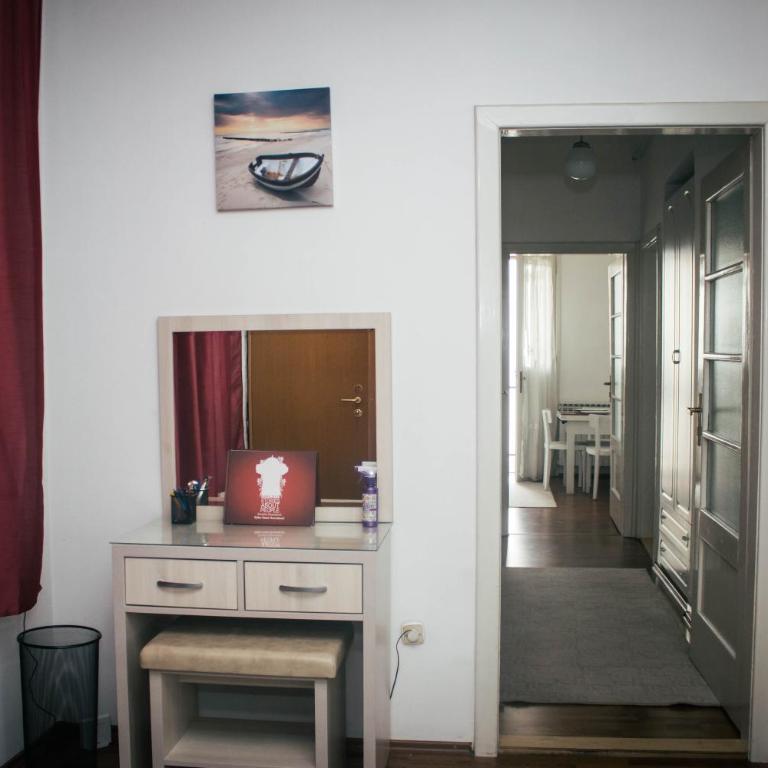 Retro Style Apartment - Apartman sa Balkonom - 9
