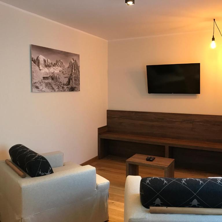 Dolomeet Boutique Hotel - Deluxe Suite With Panoramic View - 4
