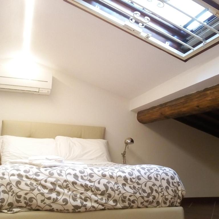 Le Tre Lune Suites - Standard Double Room - Attic - 2