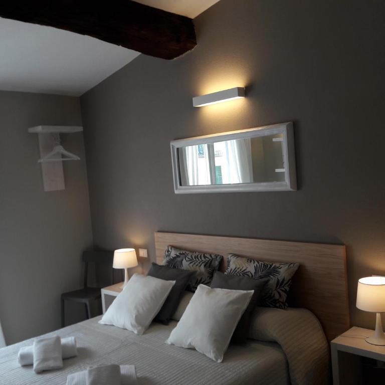Santa Marta Rooms - Vernazza - Double Room with Terrace - 10