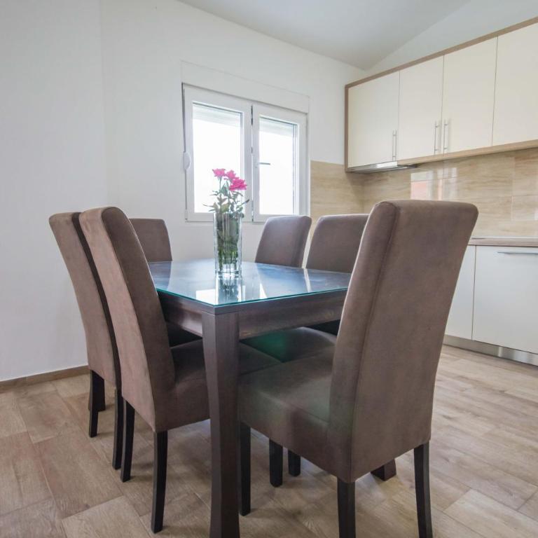 3rooms,11 people - Apartman - 27