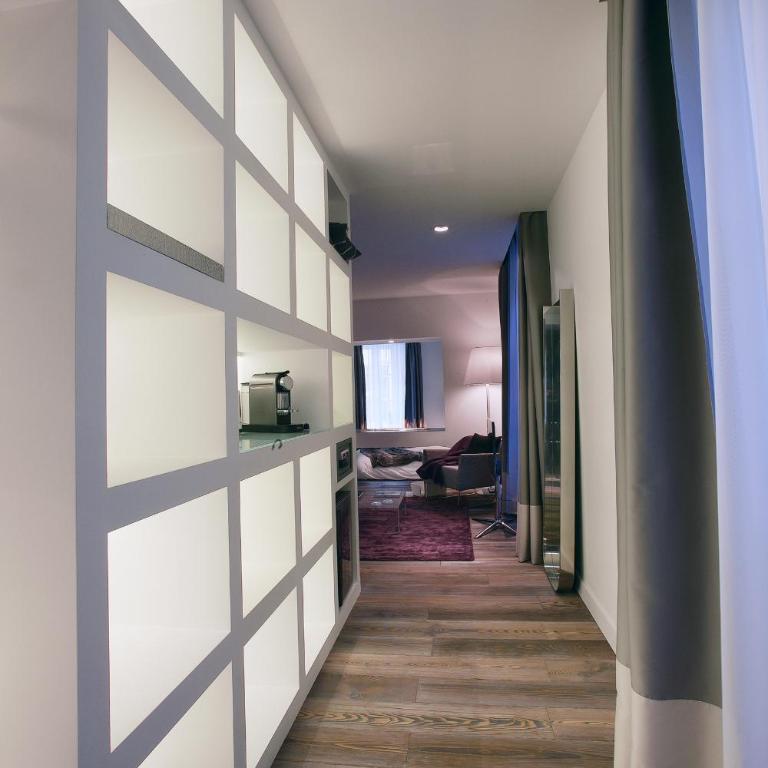 Petit Hôtel Confidentiel - Deluxe Suite - 3