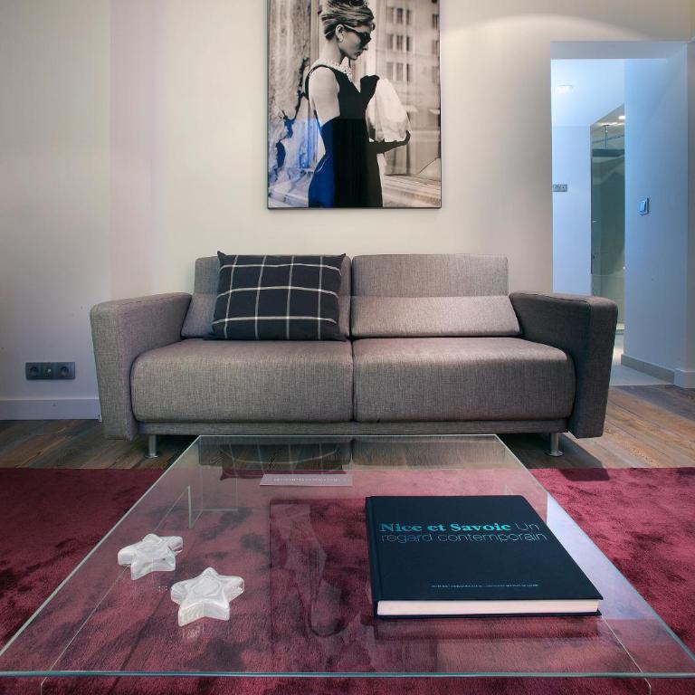 Petit Hôtel Confidentiel - Deluxe Suite - 4