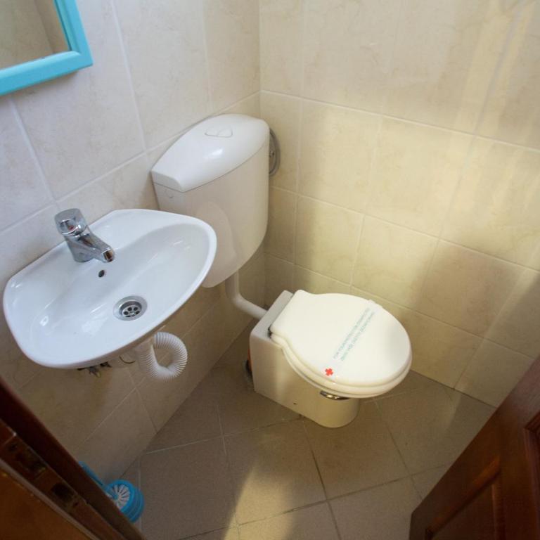 Villa Jadranka Sutomore - Apartman - Prizemlje - 8