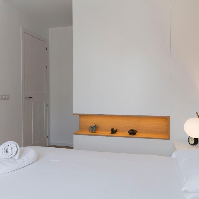 FLORIT FLATS - Chic and Central in a lively but quiet area All walking distance - Apartment - 24