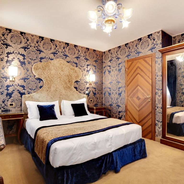 Hotel Casanova - Junior Suite - 4