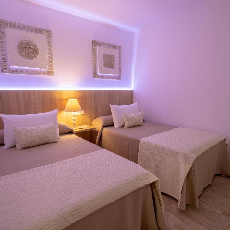 Petit Malaga Congress - Twin Room - 4
