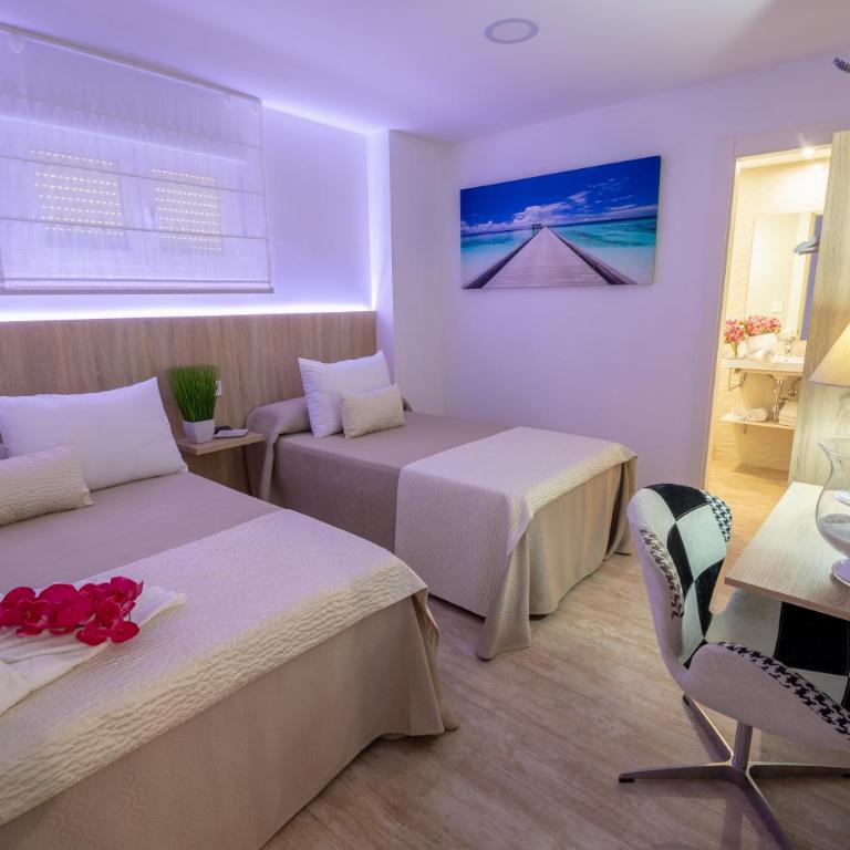 Petit Malaga Congress - Standard Family Room - 2