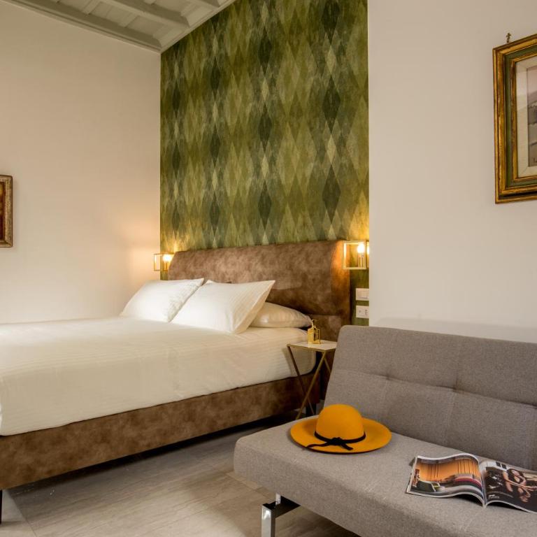 GCF Luxury Suites, Guest house - Triple Room with Terrace - 5