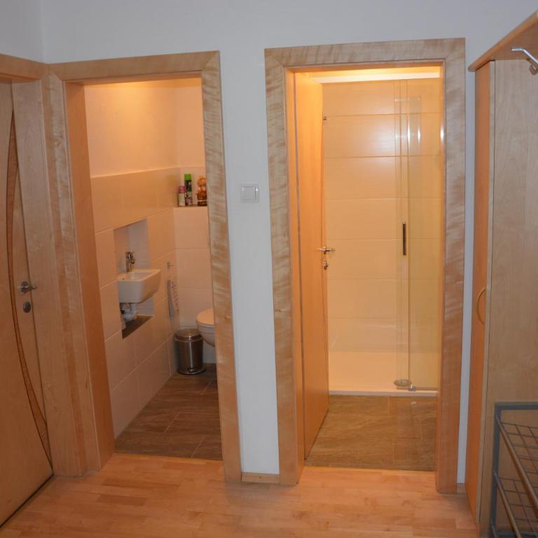 Familie Neunhäuserer - Apartment mit 2 Schlafzimmern - 35