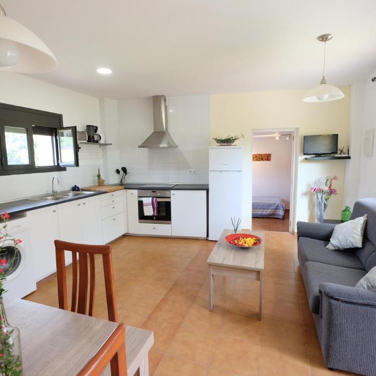 TURISMe RURAL EMPORDA - Four-Bedroom House - 5