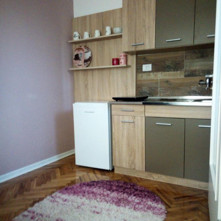 Apartment Holiday - Apartman - 37