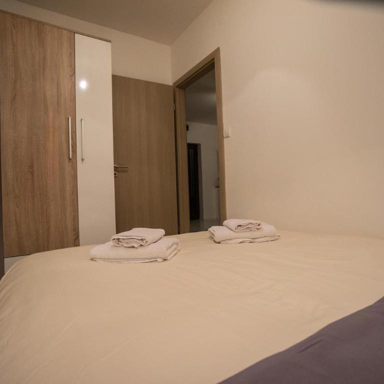 Apartmani Spasojevic - Apartment - Ground Floor - 8