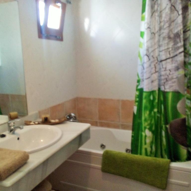 Apartamento Alma - Two-Bedroom Apartment - 12