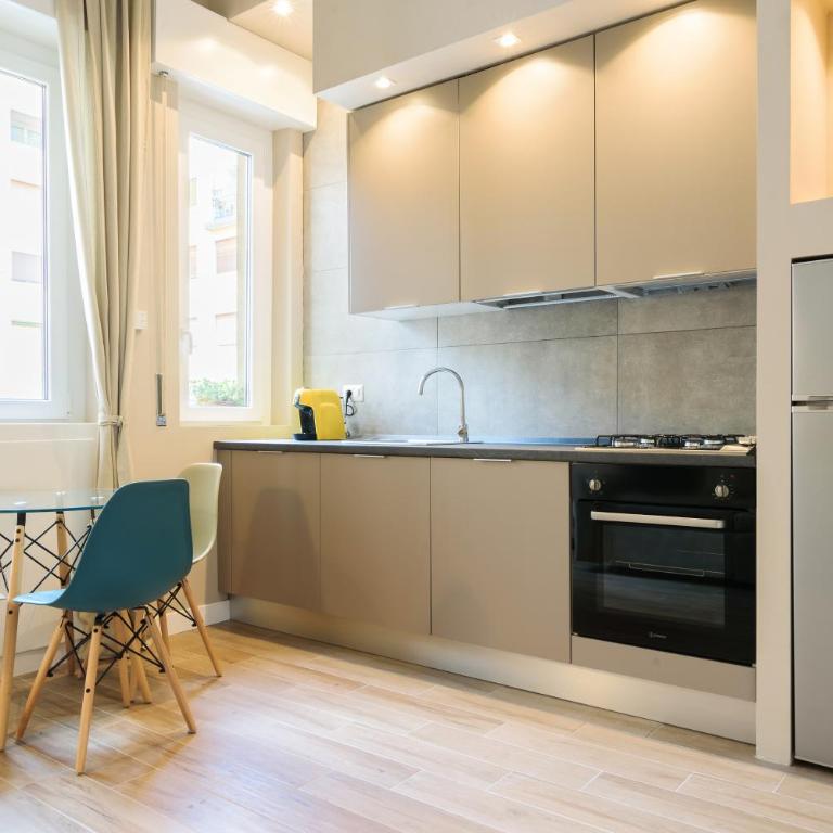 Fan House 22 Deluxe San Siro M1 M5 WiFi - Apartamento - 1