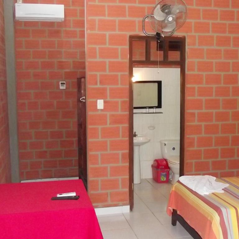 Hotel Ambaibo - Habitación Individual con baño privado - 2