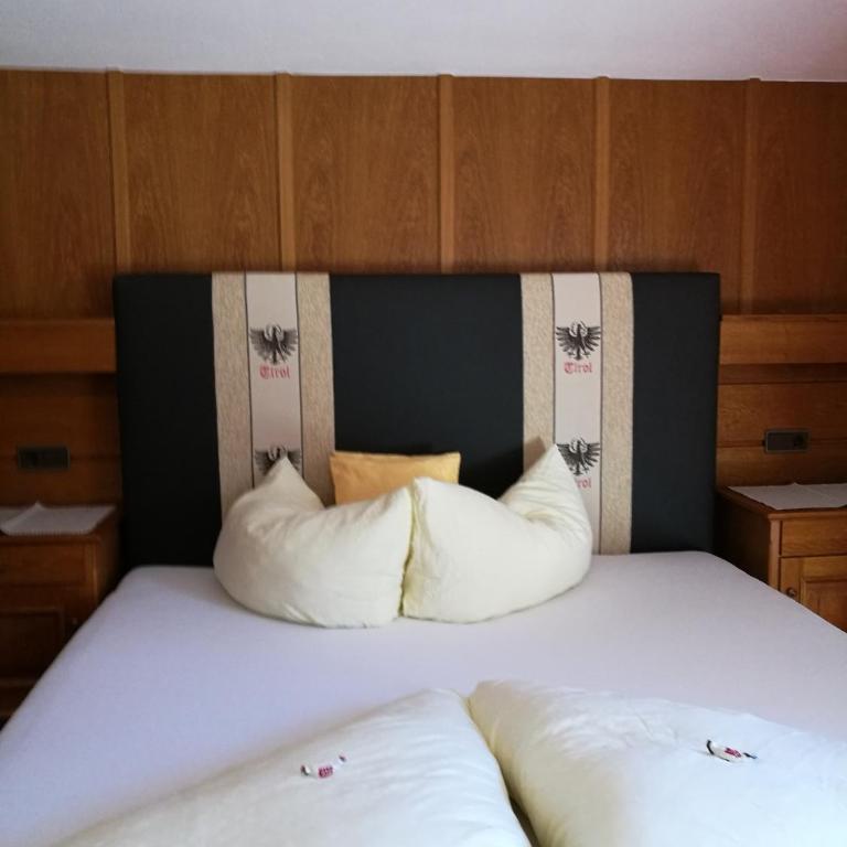Gästepension Wiesenheim - Vierbettzimmer mit Balkon - 5