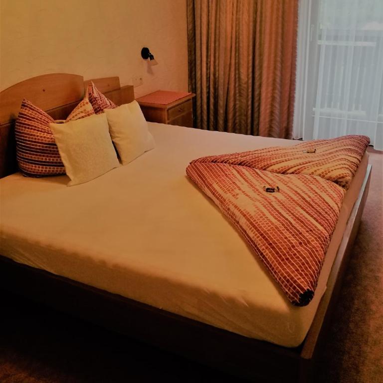 Gästepension Wiesenheim - Doppelzimmer mit Balkon - 7