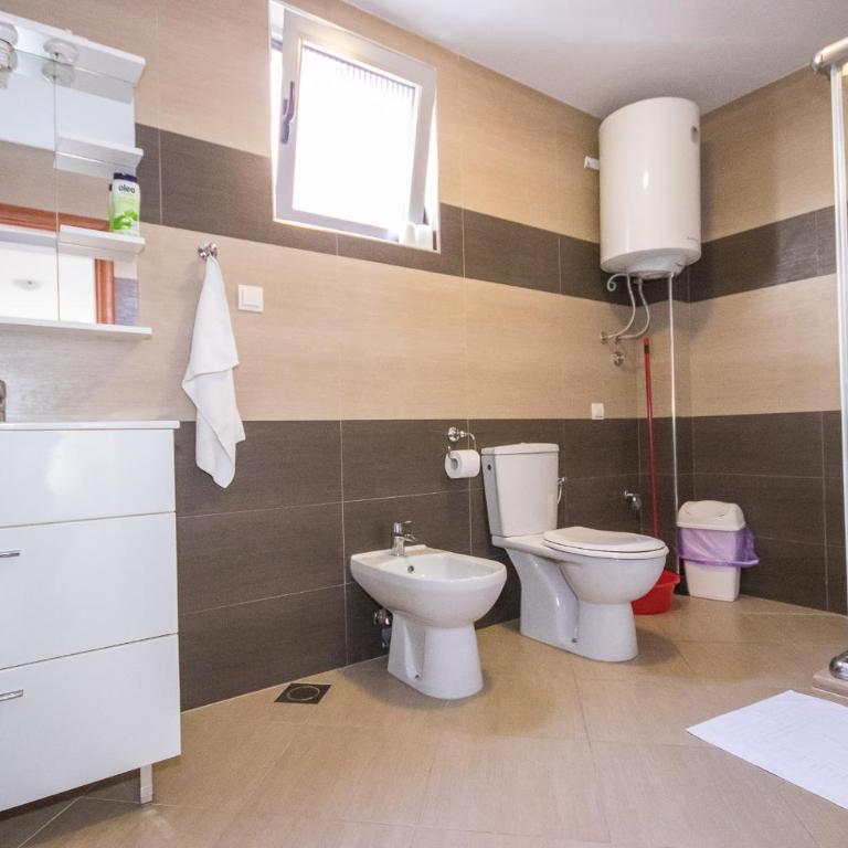 Apartments Palma - Comfort One-Bedroom Apartment with Sea View - 4
