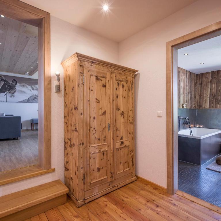 Narzenhof Wellness Chalets, Familien & Luxus Apartments am Bauernhof - Apartment with Balcony - 13