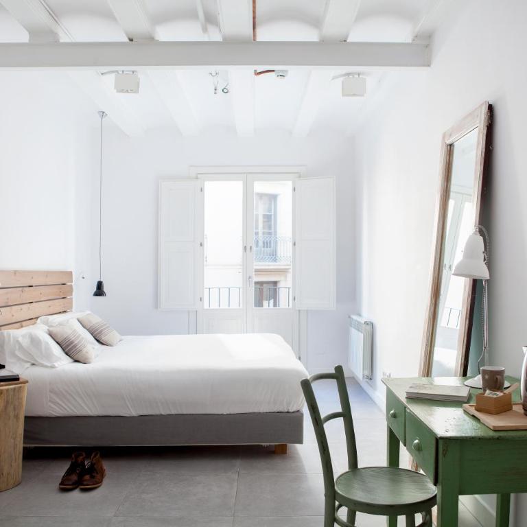 Eco Boutique Hostal Grau - Superior Room - Disability Access (Low EMF - Baja radiacion) - 1