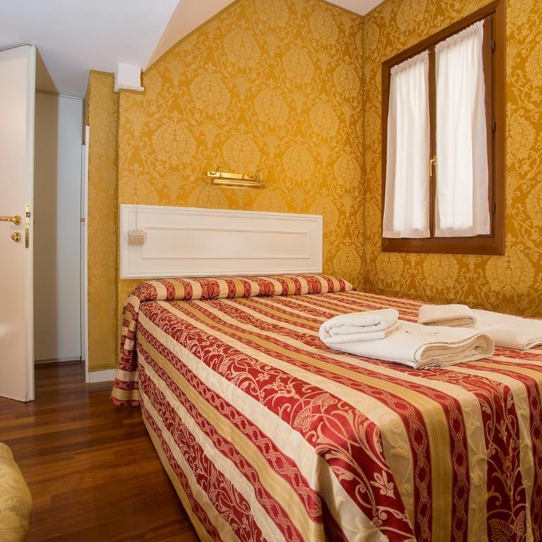 Residenza Goldoni - Camera Matrimoniale Economy - 2