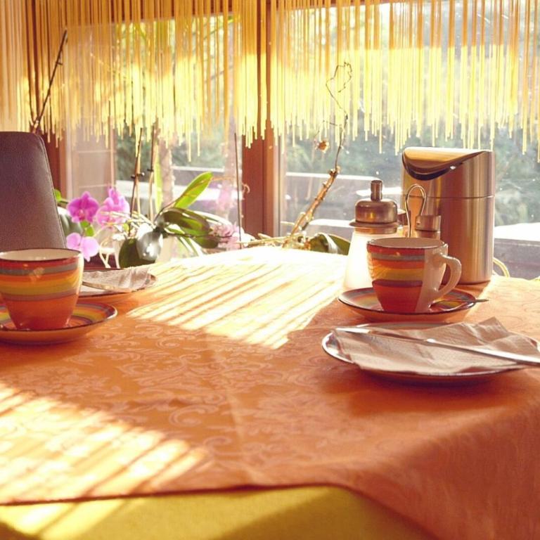 Frühstückspension Matheidl - Doppelzimmer mit Balkon - 3