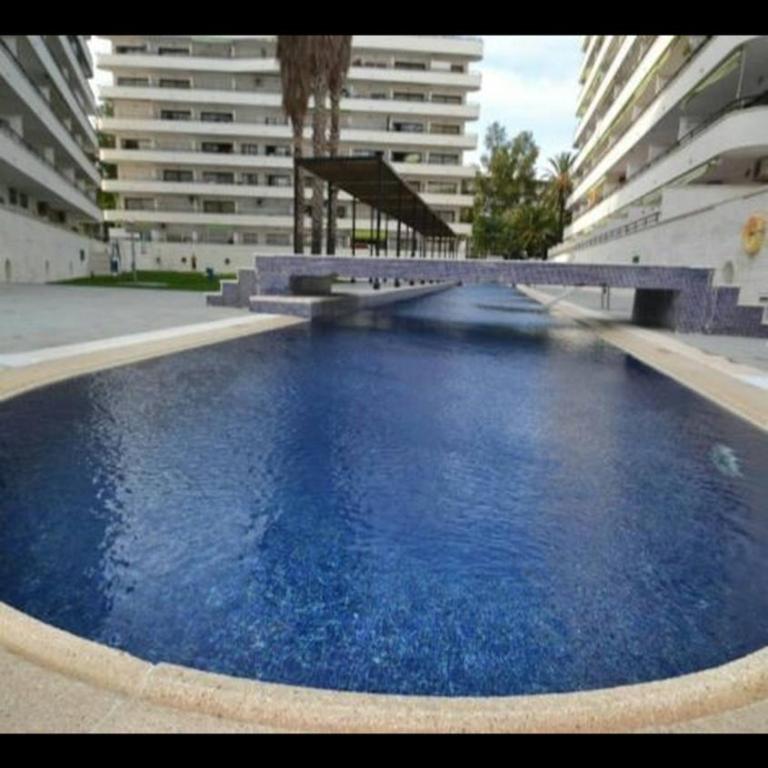 Bonito y Acogedor Apartamento con fibra - Apartamento con vistas a la piscina - 2