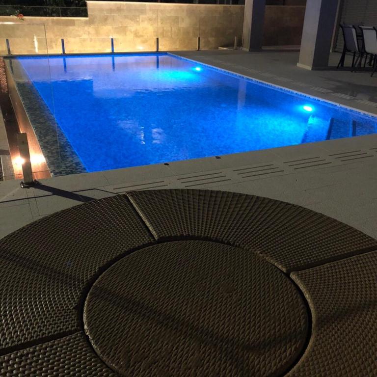 Villa Dea - Apartment with Pool View - 22