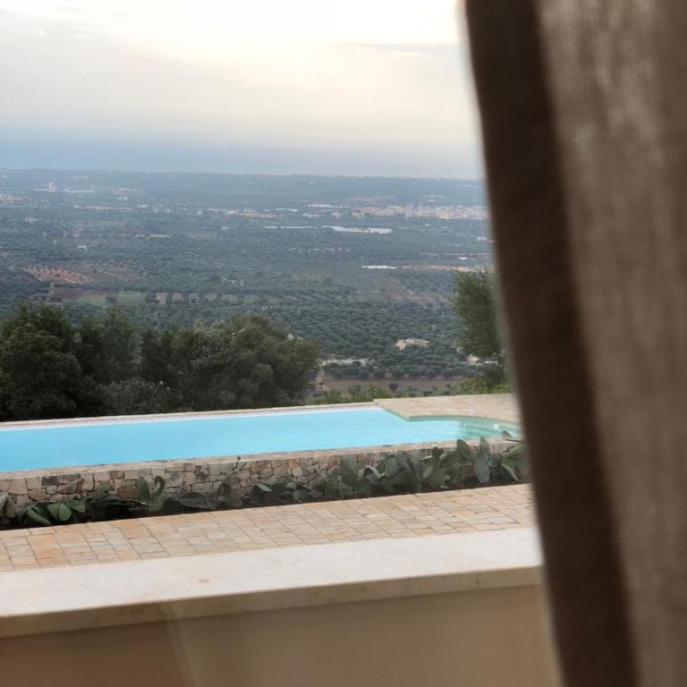 Dimora Le Ginestre Adults Only - Camera Matrimoniale con Vista Piscina - 3