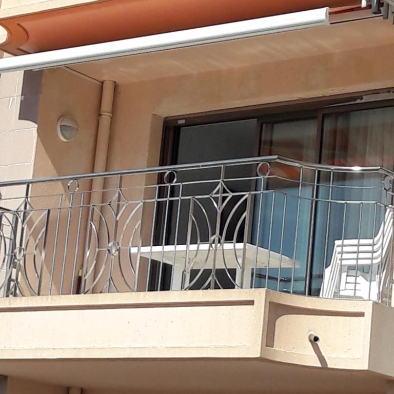 Cassiopée II Appt Classé 3 étoiles 2 chambres terrasse garage - Apartment - 20