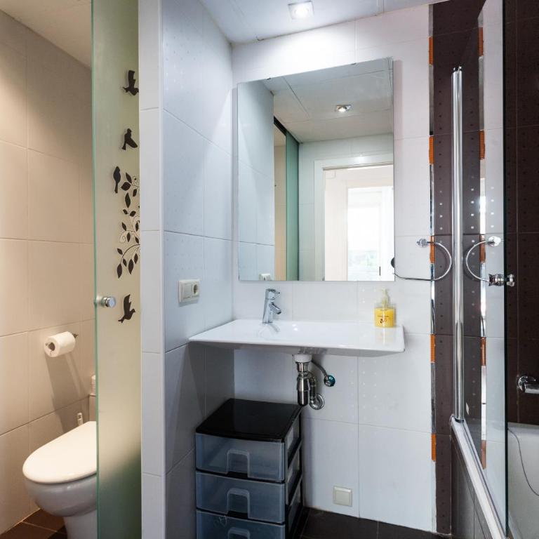 Baron Suites - Baron Suites 104 - 6