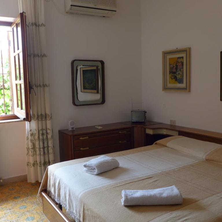 B&B VILLA ELISA - Suite con 2 Camere da Letto - 4