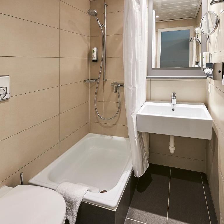 Hotel Central Luzern - Superior Einzelzimmer - 5