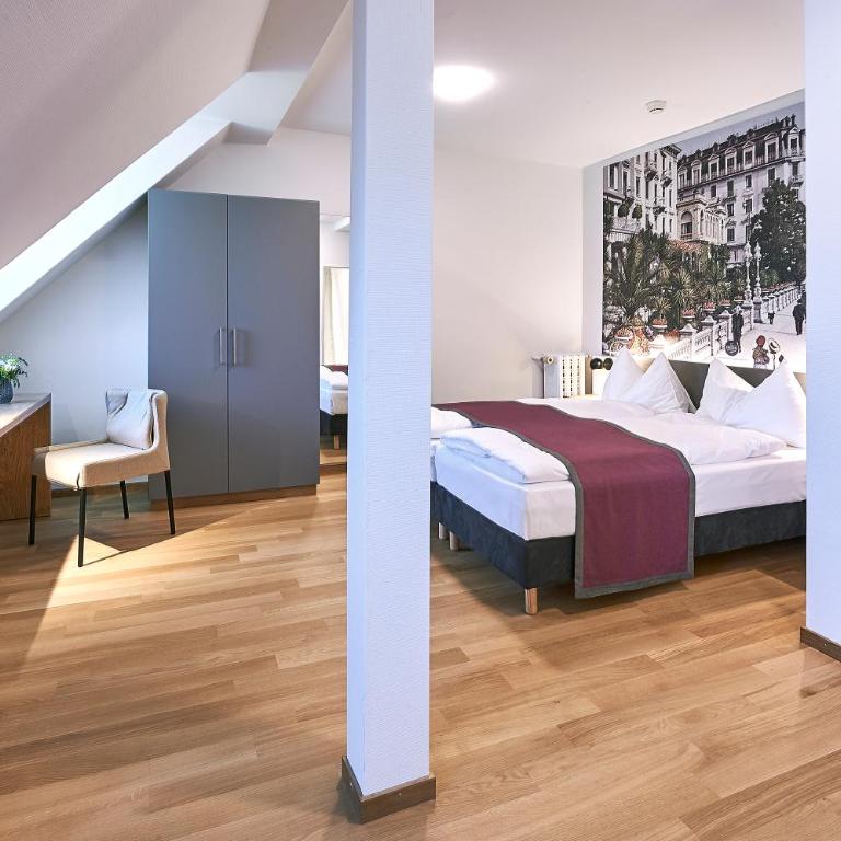 Hotel Central Luzern - Standard Familienzimmer - 8